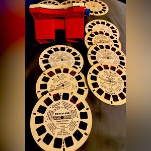 Vintage Viewmaster by GAF Red and White + 10  Disney Reels